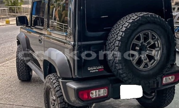 Acheter Occasion Voiture Suzuki Jimny Noir à Domoni, Anjouan Acheter Occasion Voiture Suzuki Jimny Noir à Domoni, Anjouan
