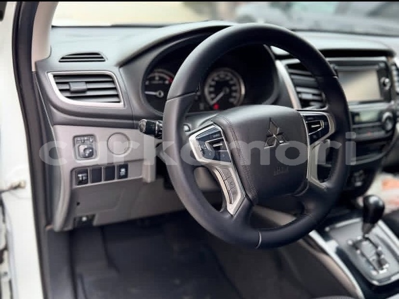 Big with watermark mitsubishi l200 anjouan domoni 4038