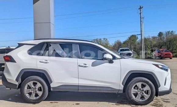 Acheter Occasion Voiture Toyota RAV4 Blanc à Mitsamiouli, Njazidja Acheter Occasion Voiture Toyota RAV4 Blanc à Mitsamiouli, Njazidja