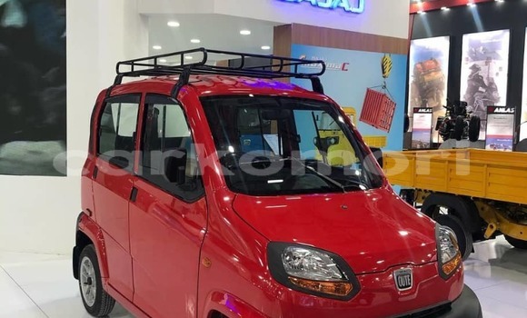 Acheter Neuf Voiture Bajaj Qute Blanc à Import - Dubai, Grande Comore Acheter Neuf Voiture Bajaj Qute Blanc à Import - Dubai, Grande Comore