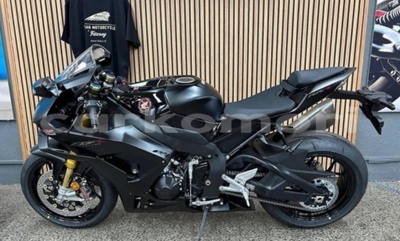Buy New Yamaha TMAX Black Bike in Fomboni in Moheli Buy New Yamaha TMAX Black Bike in Fomboni in Moheli