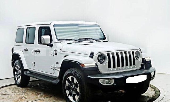 Acheter Occasion Voiture Jeep Wrangler Blanc à Moroni, Grande Comore