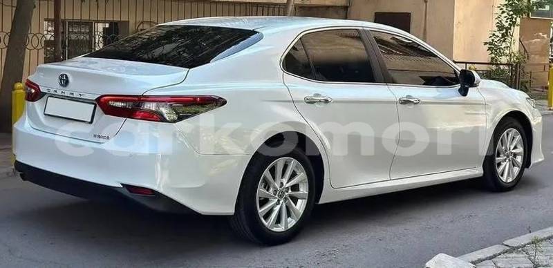 Big with watermark toyota camry anjouan domoni 4045