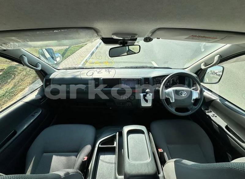 Big with watermark toyota hiace grande comore moroni 4049