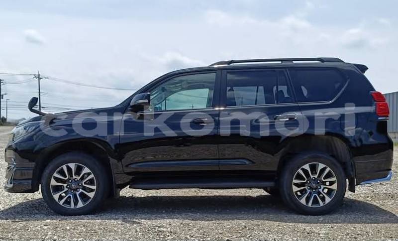 Big with watermark toyota land cruiser prado anjouan domoni 4052