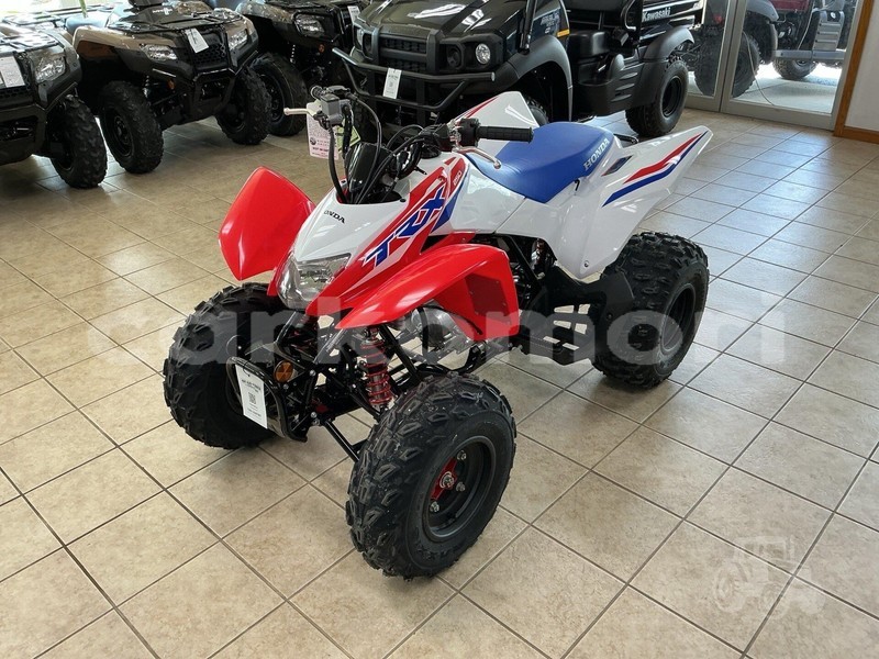 Big with watermark honda trx ndzuwani moutsamoudou 4055
