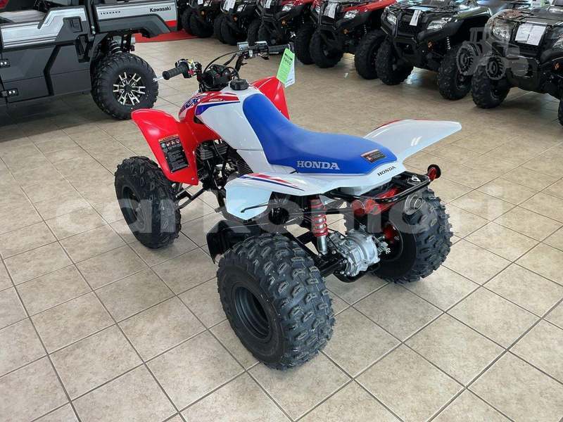 Big with watermark honda trx ndzuwani moutsamoudou 4055