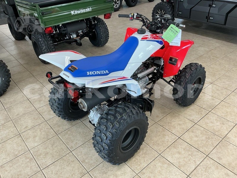 Big with watermark honda trx ndzuwani moutsamoudou 4055