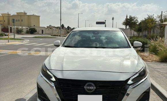 Acheter Import Voiture Nissan Altima Blanc à Moroni, Grande Comore Acheter Import Voiture Nissan Altima Blanc à Moroni, Grande Comore
