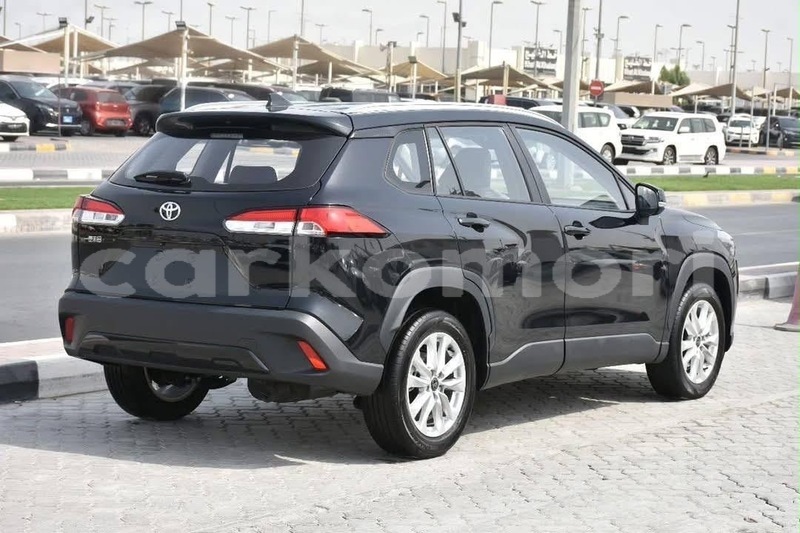 Big with watermark toyota corolla cross anjouan mutsamudu 4057