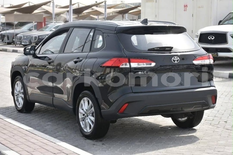 Big with watermark toyota corolla cross anjouan mutsamudu 4057