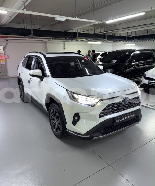 Big with watermark toyota rav4 anjouan domoni 4058