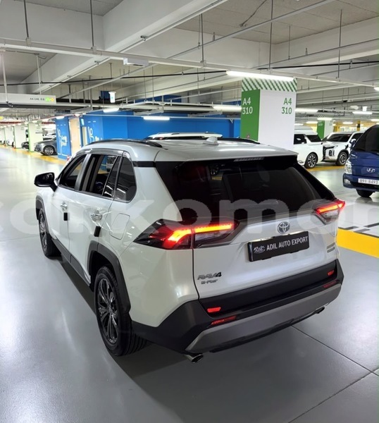 Big with watermark toyota rav4 anjouan domoni 4058