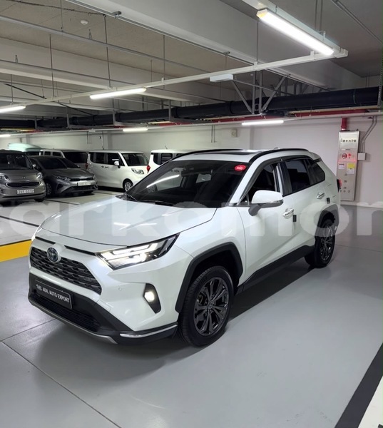 Big with watermark toyota rav4 anjouan domoni 4058