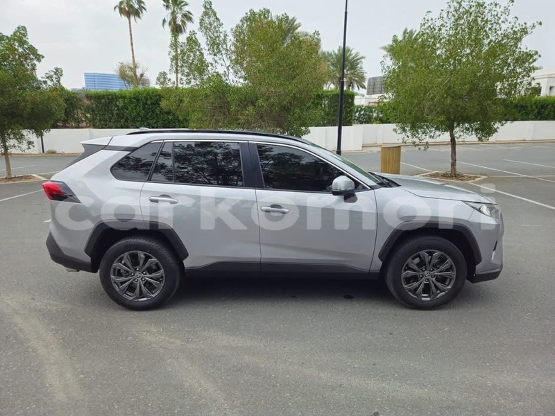 Big with watermark toyota rav4 grande comore import dubai 4059