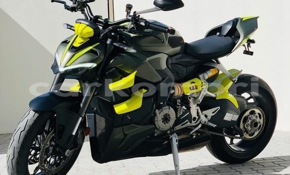 Acheter Occasion Moto Ducati Streetfighter Autre à Import - Dubai, Grande Comore