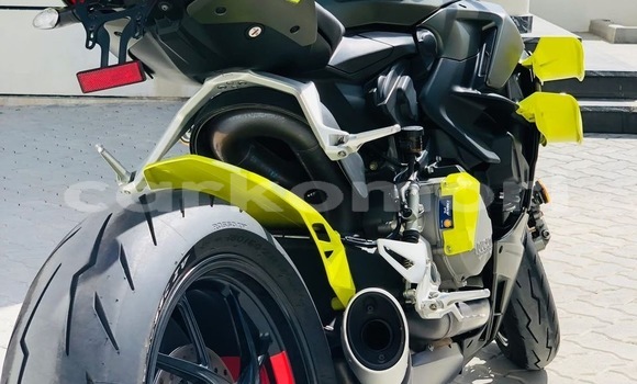 Acheter Occasion Moto Ducati Streetfighter Autre à Import - Dubai, Grande Comore Acheter Occasion Moto Ducati Streetfighter Autre à Import - Dubai, Grande Comore