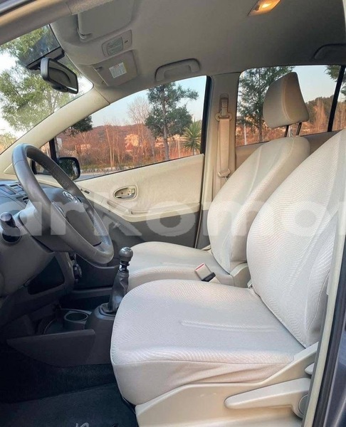 Big with watermark toyota yaris grande comore import dubai 4061