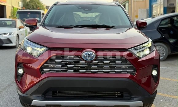Acheter Occasion Voiture Toyota RAV4 Rouge à Import - Dubai, Grande Comore