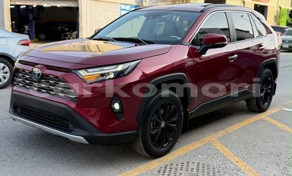 Acheter Occasion Voiture Toyota RAV4 Rouge à Import - Dubai, Grande Comore Acheter Occasion Voiture Toyota RAV4 Rouge à Import - Dubai, Grande Comore