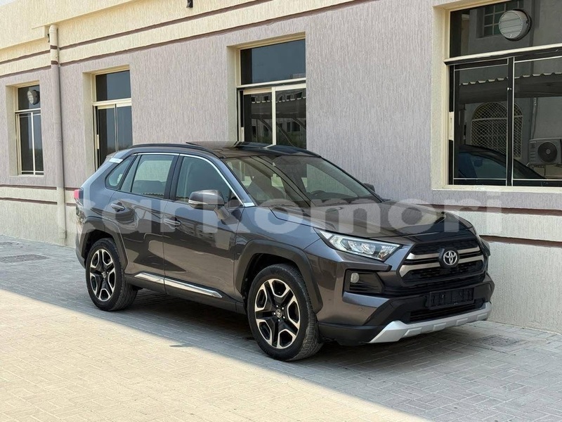 Big with watermark toyota rav4 grande comore import dubai 4063