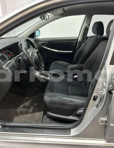 Big with watermark toyota allex grande comore import dubai 4064
