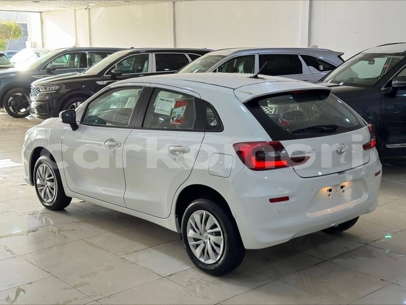 Big with watermark toyota starlet grande comore import dubai 4065