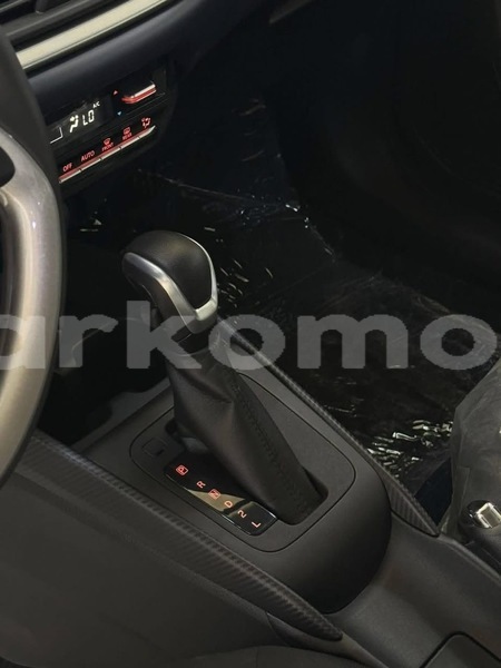 Big with watermark toyota starlet grande comore import dubai 4065