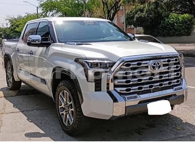 Big with watermark toyota tundra anjouan domoni 4067