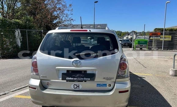 Acheter Occasion Voiture Toyota Verso Gris à Import - Dubai, Grande Comore Acheter Occasion Voiture Toyota Verso Gris à Import - Dubai, Grande Comore