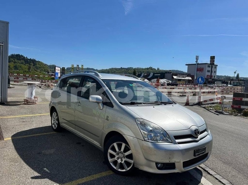 Big with watermark toyota verso grande comore import dubai 4073