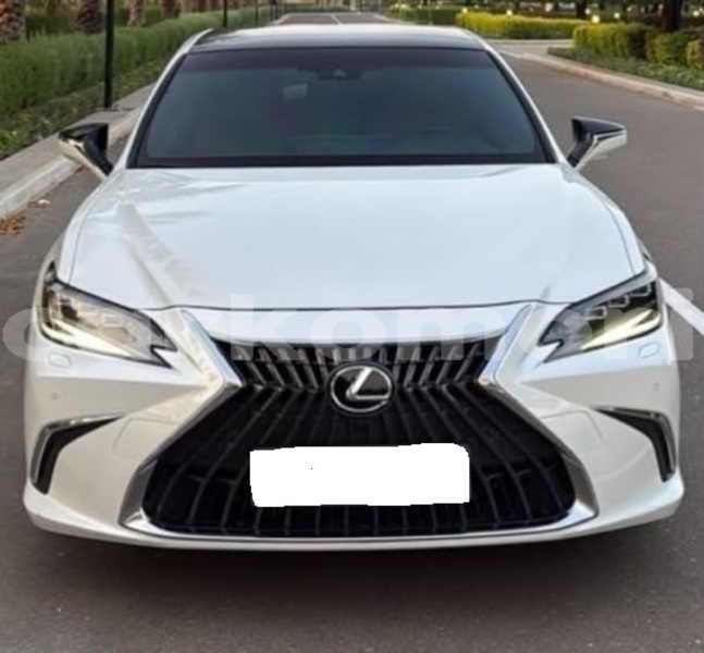 Big with watermark lexus es anjouan domoni 4083