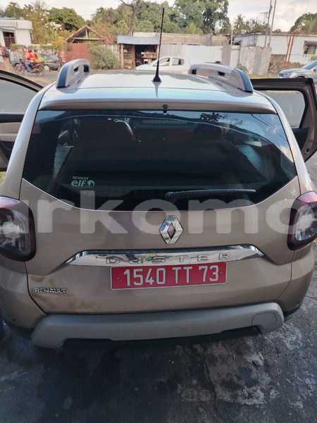 Big with watermark renault duster grande comore moroni 4086