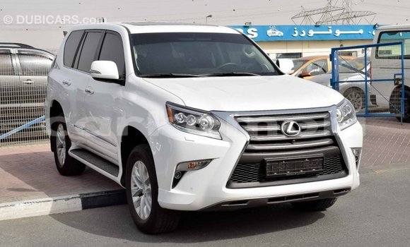 Acheter Import Voiture Lexus GX Blanc à Import - Dubai, Grande Comore Acheter Import Voiture Lexus GX Blanc à Import - Dubai, Grande Comore