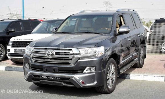 Acheter Import Voiture Toyota Land Cruiser Autre à Import - Dubai, Grande Comore Acheter Import Voiture Toyota Land Cruiser Autre à Import - Dubai, Grande Comore