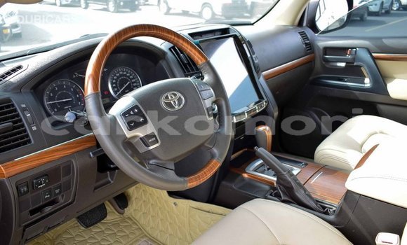 Acheter Import Voiture Toyota Land Cruiser Autre à Import - Dubai, Grande Comore Acheter Import Voiture Toyota Land Cruiser Autre à Import - Dubai, Grande Comore