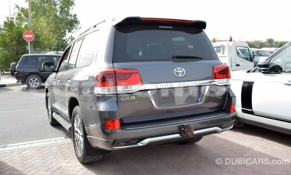 Acheter Import Voiture Toyota Land Cruiser Autre à Import - Dubai, Grande Comore Acheter Import Voiture Toyota Land Cruiser Autre à Import - Dubai, Grande Comore