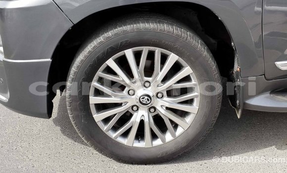 Acheter Import Voiture Toyota Land Cruiser Autre à Import - Dubai, Grande Comore Acheter Import Voiture Toyota Land Cruiser Autre à Import - Dubai, Grande Comore