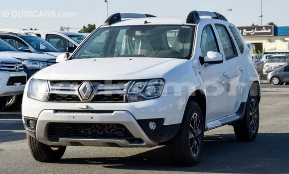 Buy Import Renault Duster White Car in Import - Dubai in Great Comore Buy Import Renault Duster White Car in Import - Dubai in Great Comore
