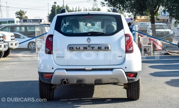 Buy Import Renault Duster White Car in Import - Dubai in Great Comore Buy Import Renault Duster White Car in Import - Dubai in Great Comore