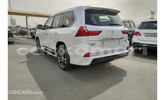 Buy Import Lexus LX White Car in Import - Dubai in Great Comore Buy Import Lexus LX White Car in Import - Dubai in Great Comore