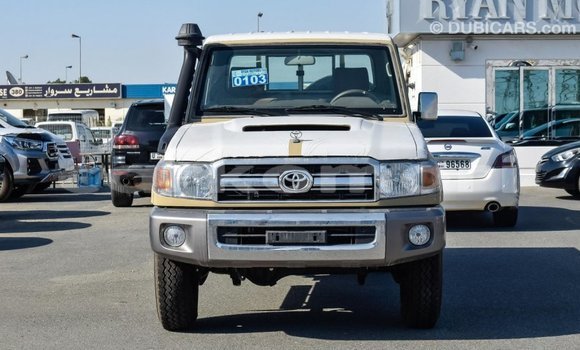 Buy Import Toyota Land Cruiser Beige Car in Import - Dubai in Great Comore Buy Import Toyota Land Cruiser Beige Car in Import - Dubai in Great Comore
