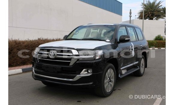 Buy Import Toyota Land Cruiser Black Car in Import - Dubai in Great Comore Buy Import Toyota Land Cruiser Black Car in Import - Dubai in Great Comore