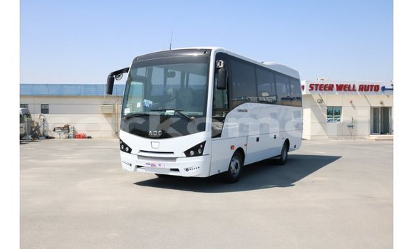 Acheter Import Utilitaire Isuzu FTR 850 Blanc à Import - Dubai, Grande Comore