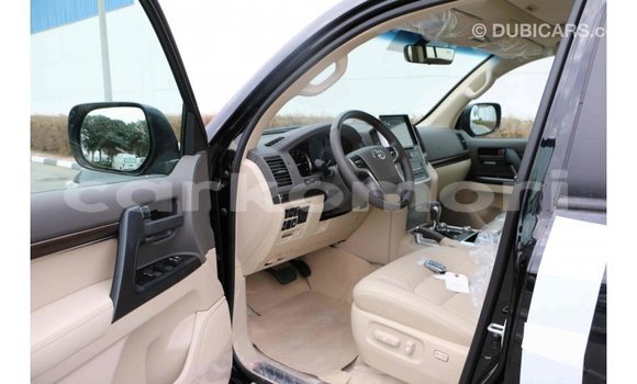 Buy Import Toyota Land Cruiser Black Car in Import - Dubai in Great Comore Buy Import Toyota Land Cruiser Black Car in Import - Dubai in Great Comore