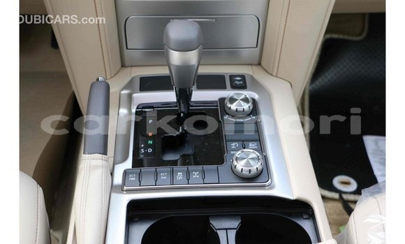 Buy Import Toyota Land Cruiser Black Car in Import - Dubai in Great Comore Buy Import Toyota Land Cruiser Black Car in Import - Dubai in Great Comore