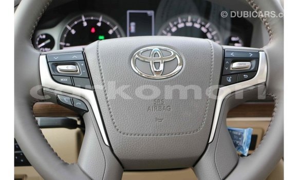Buy Import Toyota Land Cruiser Black Car in Import - Dubai in Great Comore Buy Import Toyota Land Cruiser Black Car in Import - Dubai in Great Comore