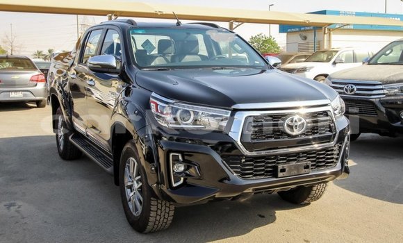 Buy Import Toyota Land Cruiser Black Car in Import - Dubai in Great Comore Buy Import Toyota Land Cruiser Black Car in Import - Dubai in Great Comore