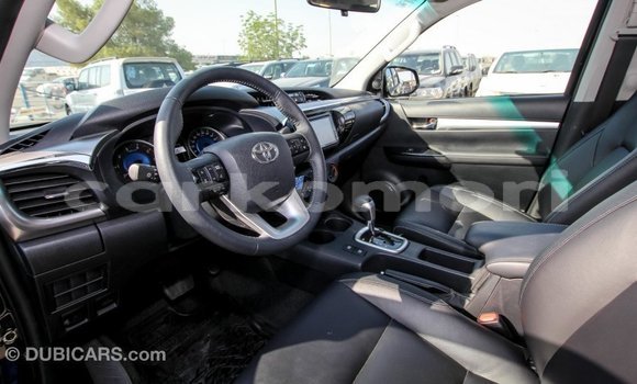 Buy Import Toyota Land Cruiser Black Car in Import - Dubai in Great Comore Buy Import Toyota Land Cruiser Black Car in Import - Dubai in Great Comore