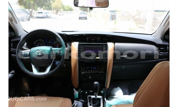 Buy Import Toyota Fortuner Black Car in Import - Dubai in Great Comore Buy Import Toyota Fortuner Black Car in Import - Dubai in Great Comore